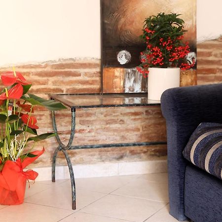 Bed and Breakfast La Maison De Tommy Pisa Exterior foto